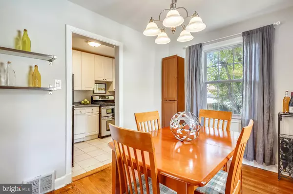 Arlington, VA 22204,2142 S OXFORD ST