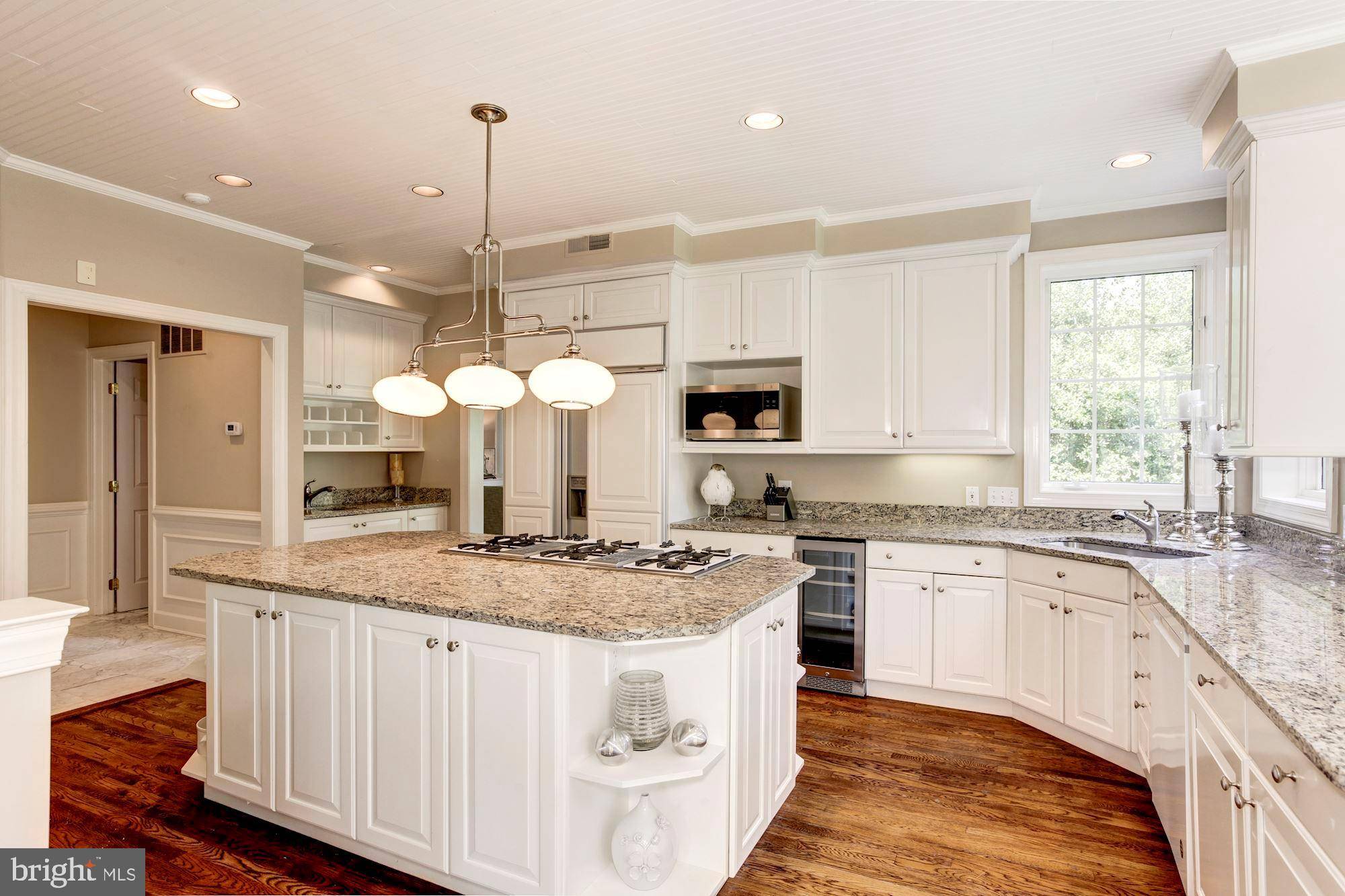 Potomac, MD 20854,8409 CRIMSON LEAF CT