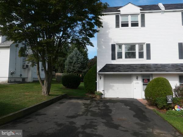 150 3RD AVE, Broomall, PA 19008