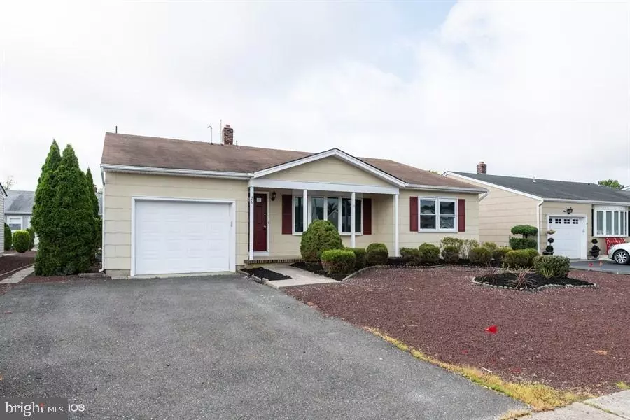 26 JERICHO RD, Toms River, NJ 08757