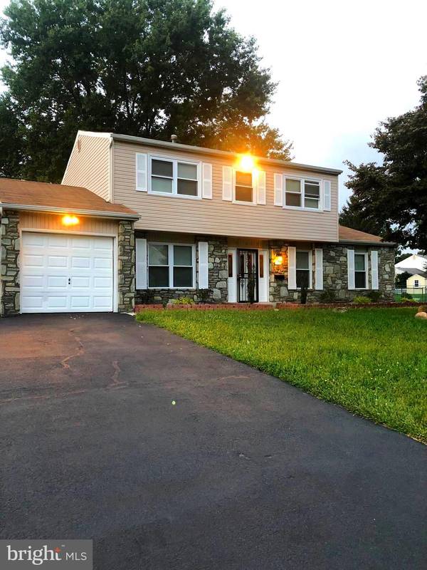 765 COTLAR LN, Warminster, PA 18974