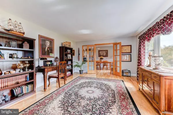 Titusville, NJ 08560,303 WASHINGTON CROSSING PENNINGTON RD