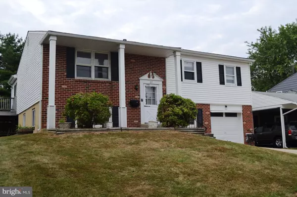 27 SKYLINE DR, New Castle, DE 19720