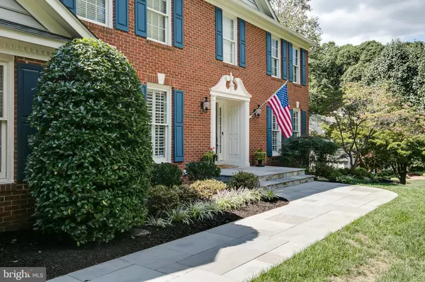 Fairfax Station, VA 22039,6324 BARSKY CT