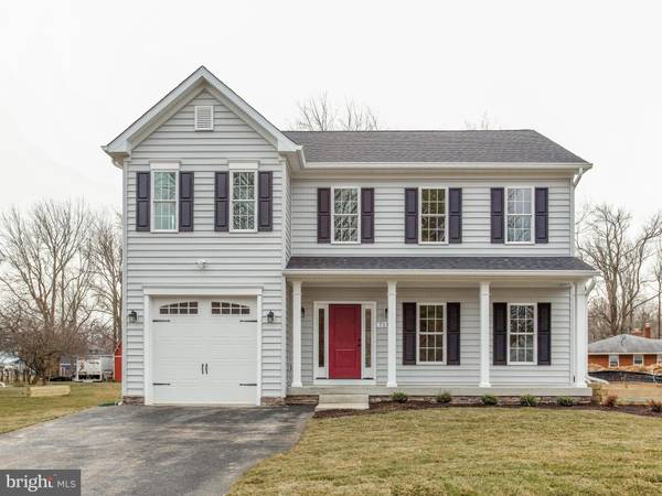 711 OAR LN, Deale, MD 20751