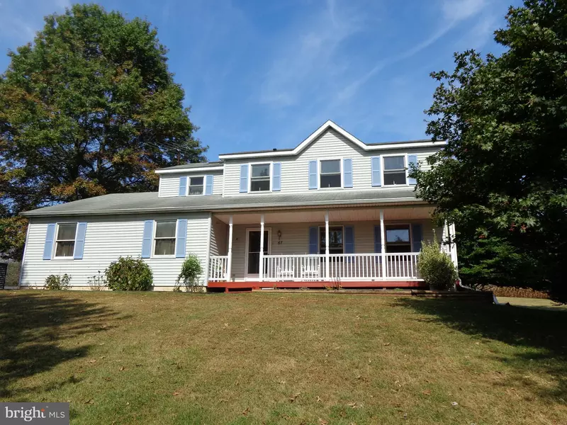 67 LOWER VALLEY RD, Christiana, PA 17509