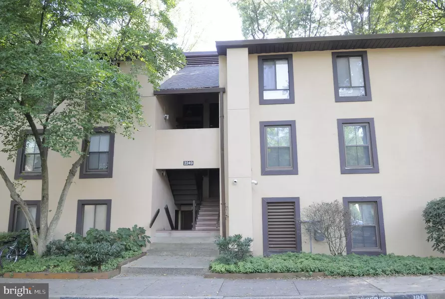 2249 CASTLE ROCK SQ #21C, Reston, VA 20191