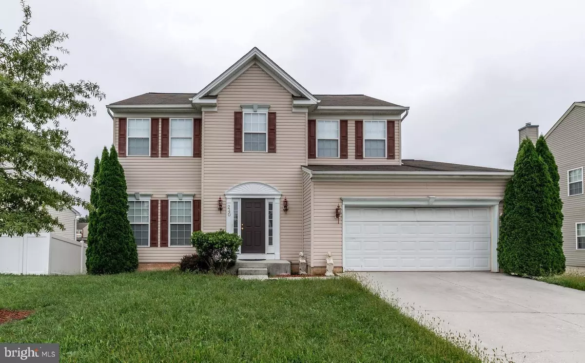 York, PA 17406,240 HUNTER CREEK DR