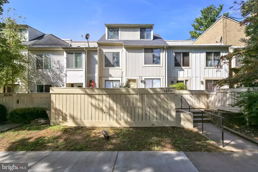 10241 RIDGELINE DR, Gaithersburg, MD 20886