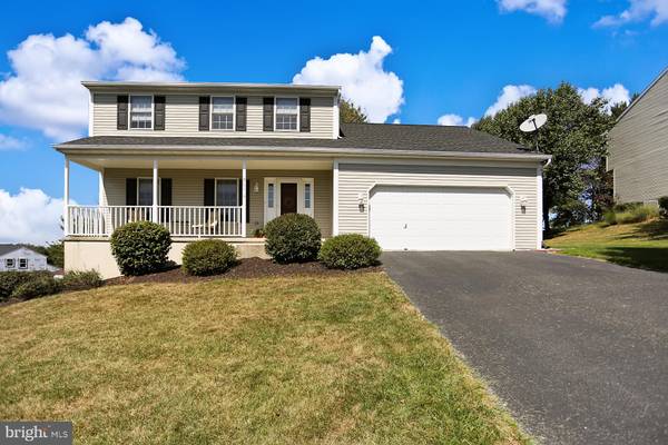 311 DOGWOOD LN, Womelsdorf, PA 19567