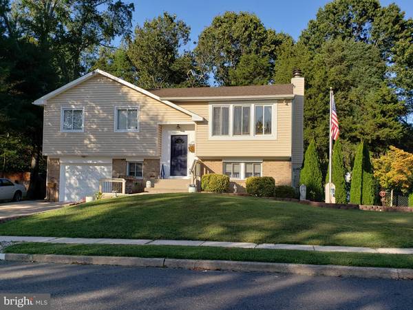 4 FRANKLIN AVE, Pine Hill, NJ 08021