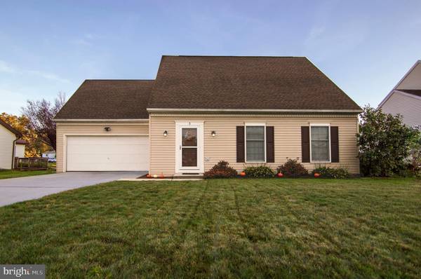 3 ROYAL PALM DR, Mechanicsburg, PA 17050