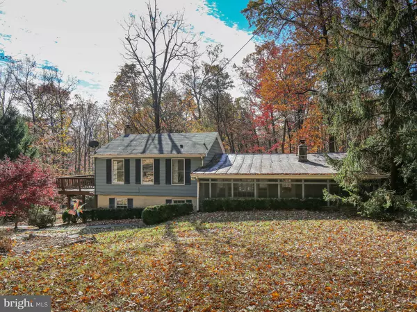 Bluemont, VA 20135,135 HICKORY LN