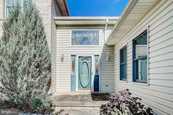 Bethlehem, PA 18020,2465 COUNTRY TOP TRL