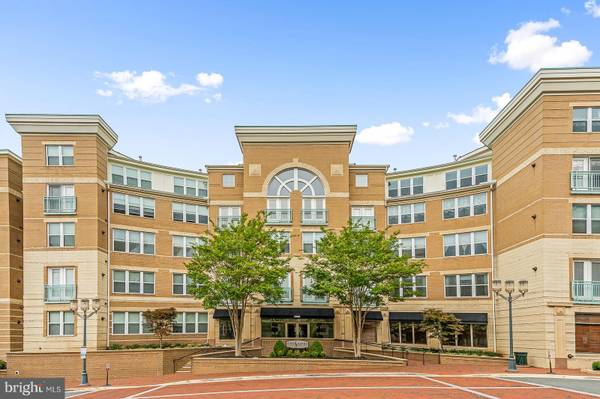 12000 MARKET ST #449, Reston, VA 20190