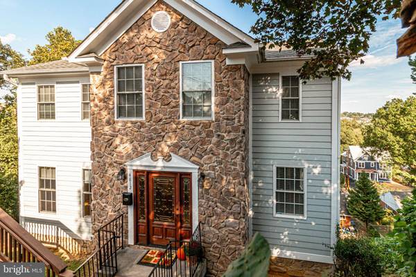 4812 14TH ST S, Arlington, VA 22204