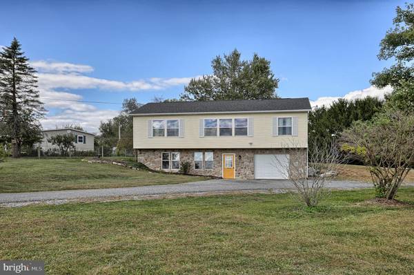 423 BEAGLE RD, Myerstown, PA 17067