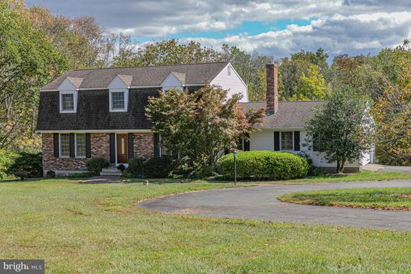 110 FEATHERBED LN, Hopewell, NJ 08525