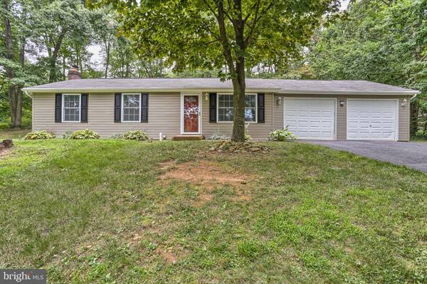 14819 COAL HILL RD, Stewartstown, PA 17363