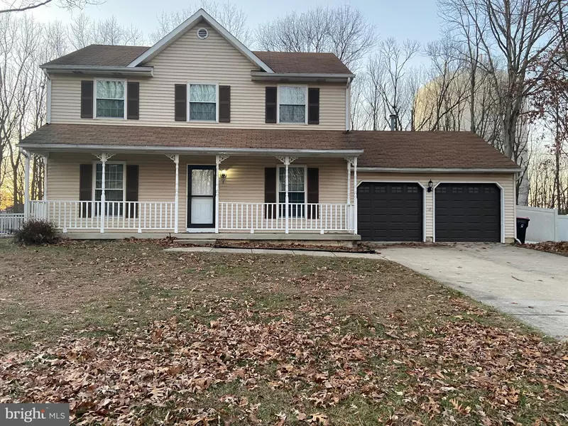 7 CARR LN, Sicklerville, NJ 08081