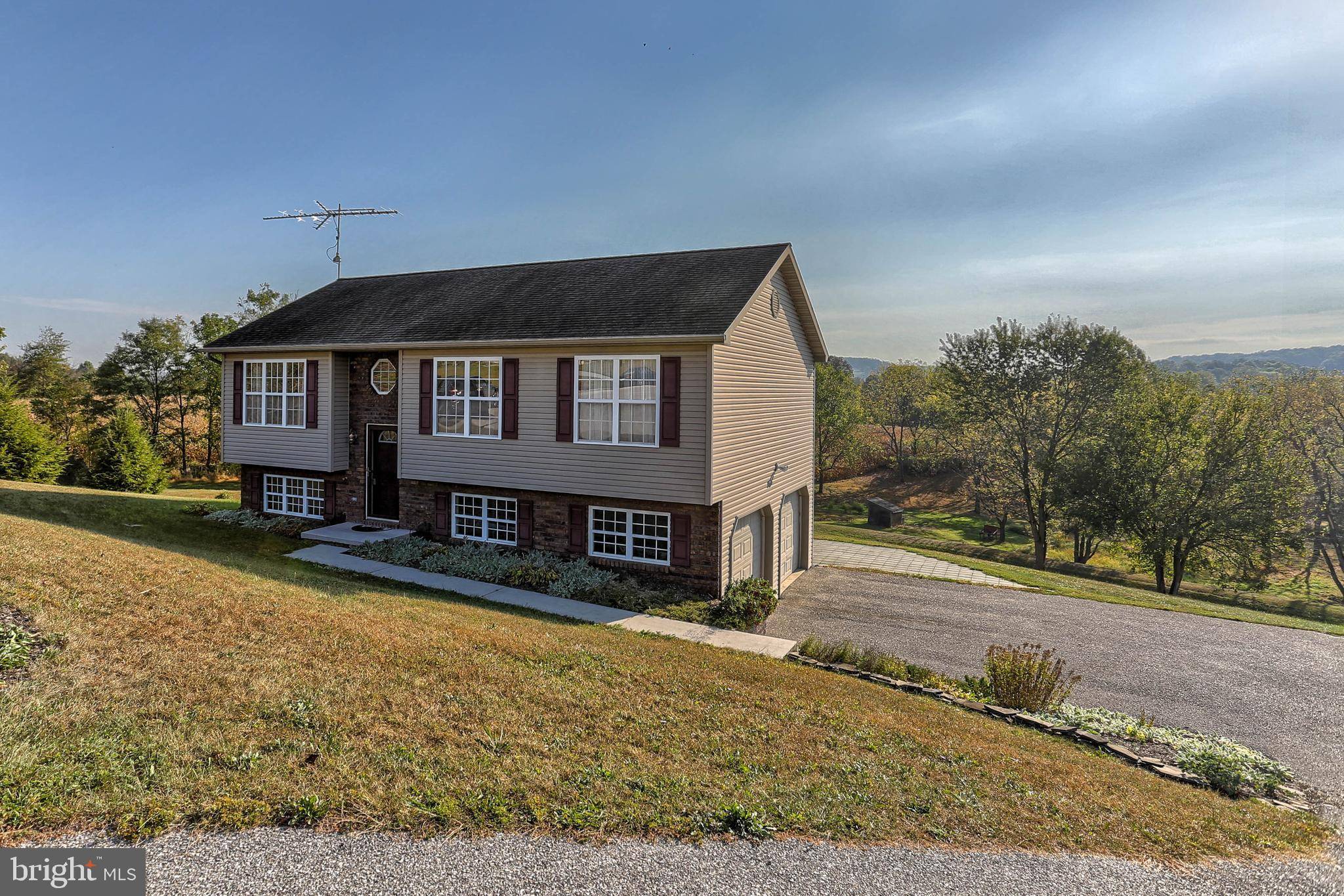 Spring Grove, PA 17362,6124 GREGORY RD