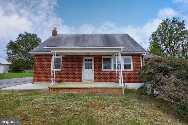 13 E JACOB ST, Marietta, PA 17547