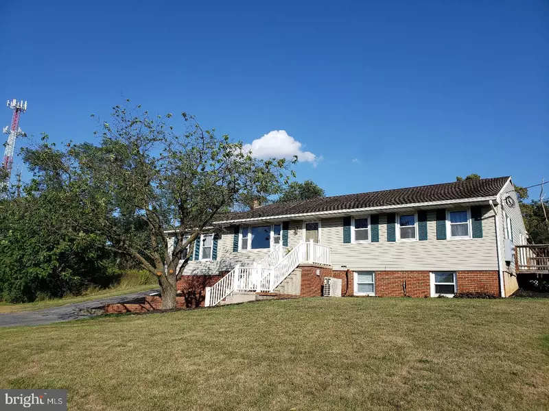 11070 WILLIAMSPORT PIKE, Greencastle, PA 17225