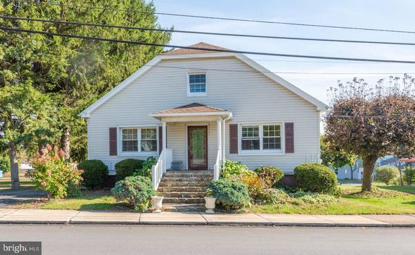 452 W MAIN ST, Ringtown, PA 17967