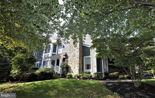 78 CORIANDER DR, Princeton, NJ 08540