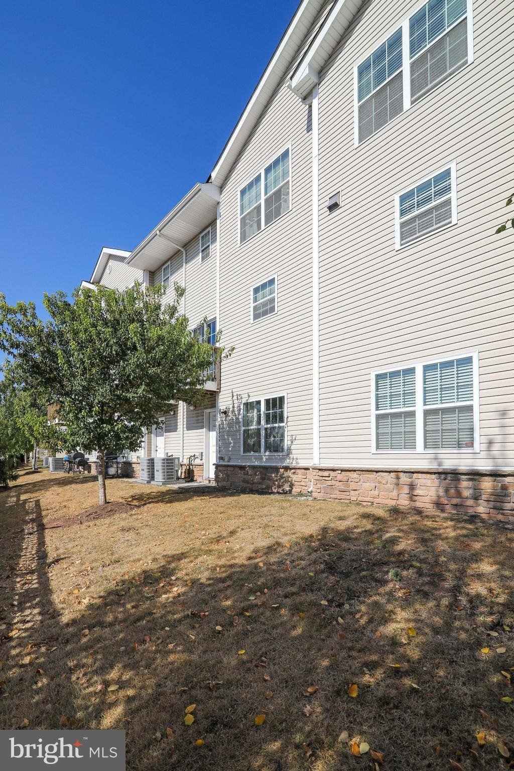 Somerset, NJ 08873,12 ALERICA LN
