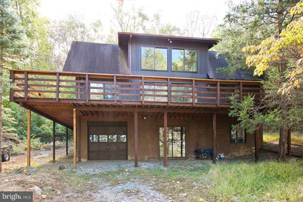 Bluemont, VA 20135,677 CLIFF LN