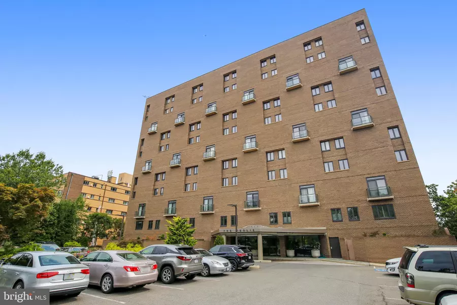 1401 N OAK ST #307, Arlington, VA 22209