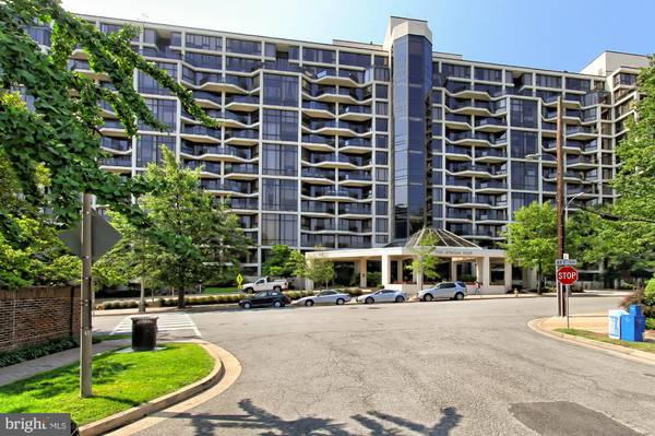 Arlington, VA 22209,1530 KEY BLVD #1219