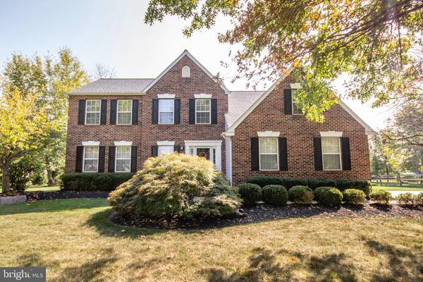 442 HIDDEN OAKS DR, Yardley, PA 19067