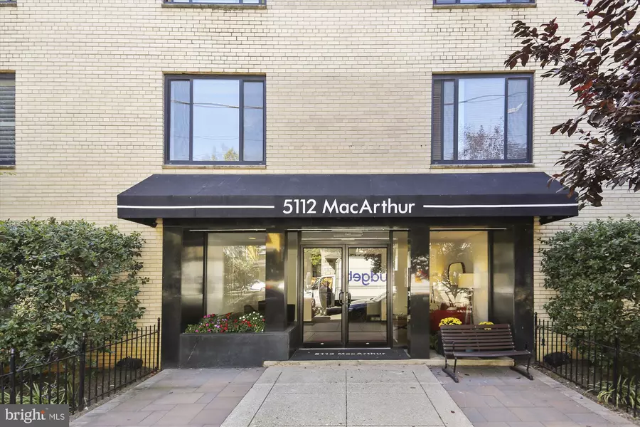 5112 MACARTHUR BLVD NW #104, Washington, DC 20016