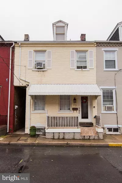 23 E FREDERICK ST, Lancaster, PA 17602