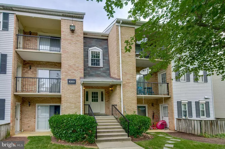 8203 WHISPERING OAKS WAY #202, Gaithersburg, MD 20879