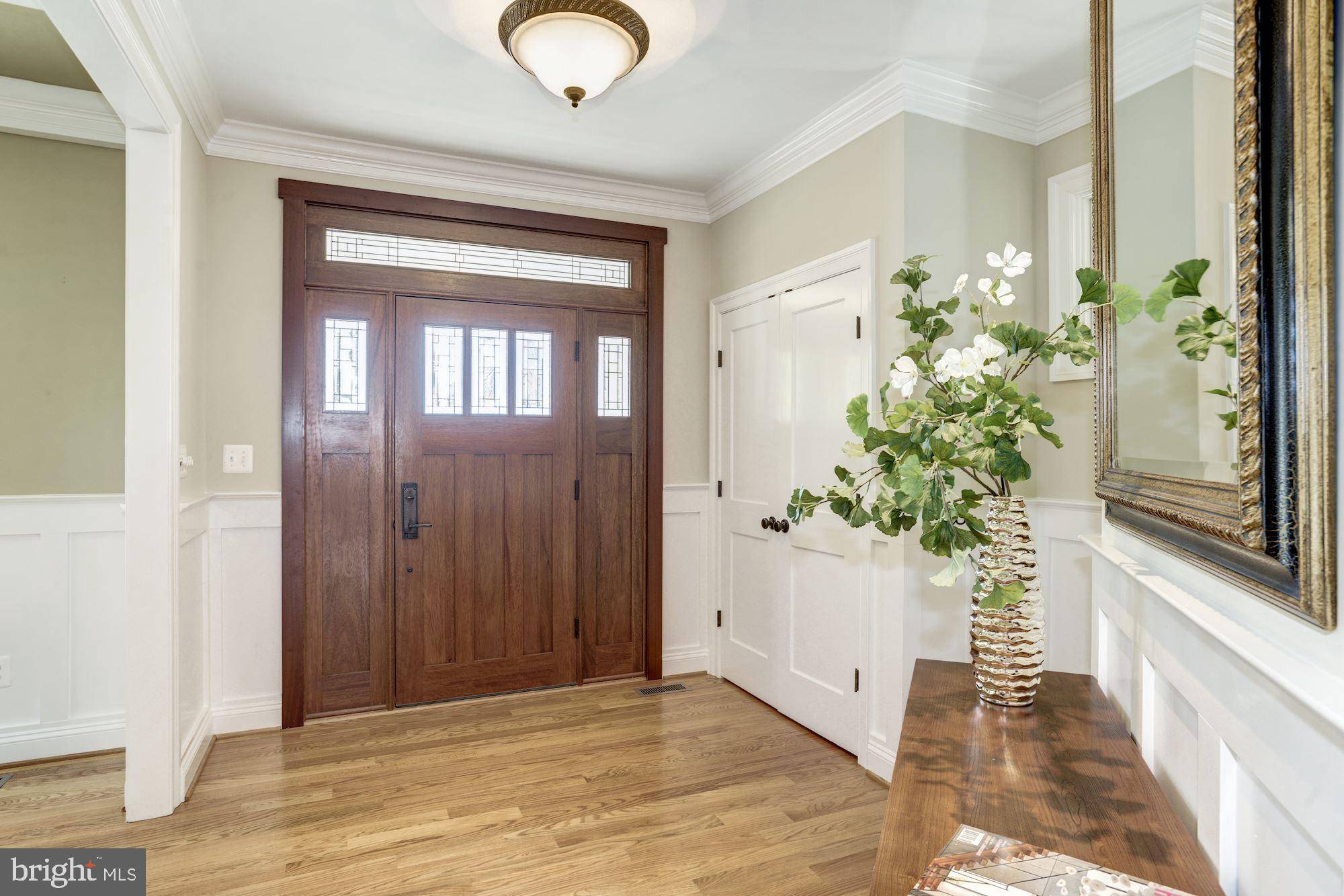 Arlington, VA 22207,4507 16TH ST N