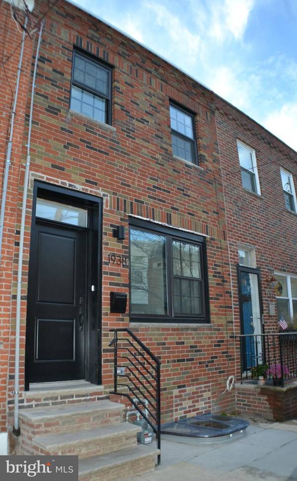 1938 S ISEMINGER ST, Philadelphia, PA 19148