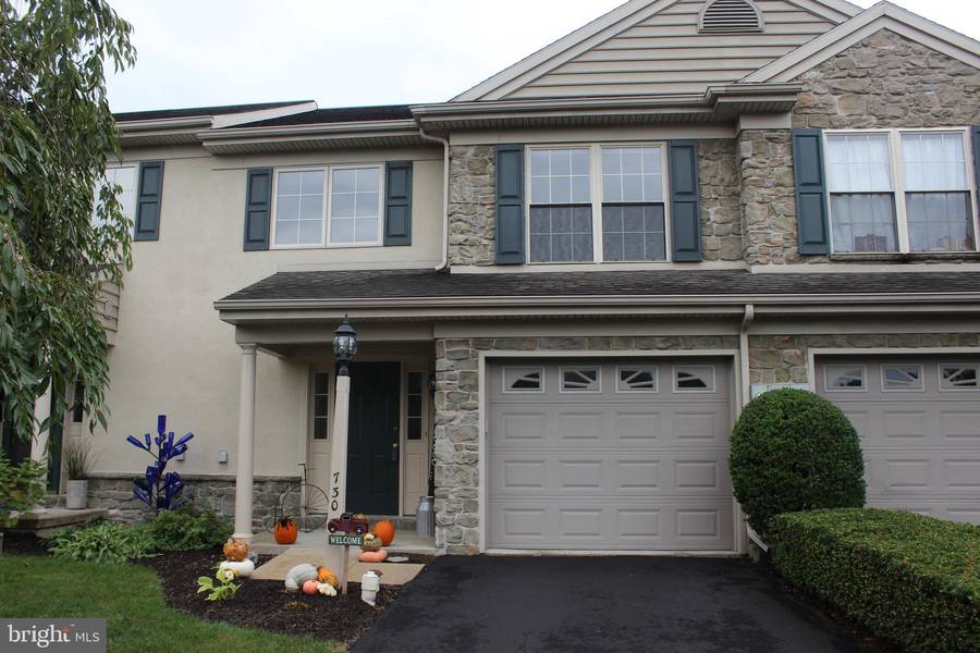 730 SKYWALK LN, Lancaster, PA 17601