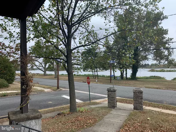 Westville, NJ 08093,354 RIVER DR