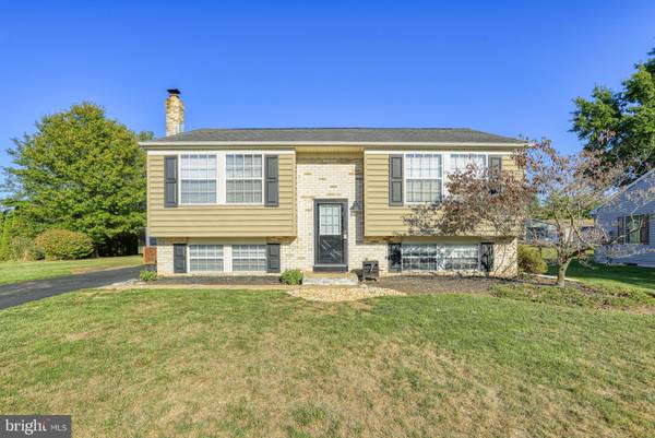 2157 PEMBERTON PL, York, PA 17408