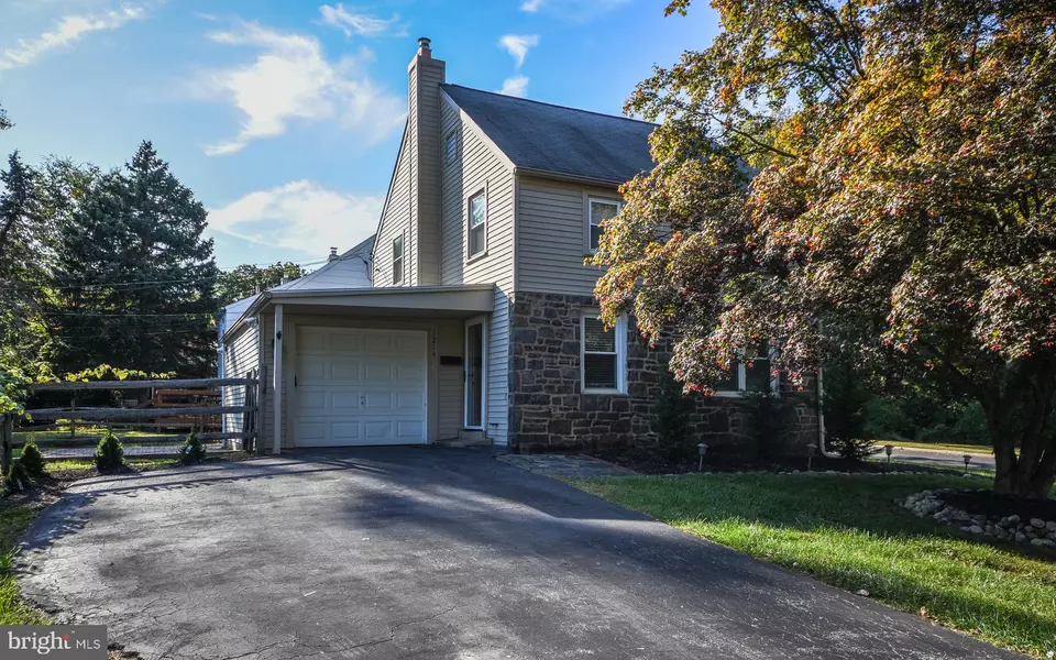 1214 SAINT CLAIR RD, Oreland, PA 19075