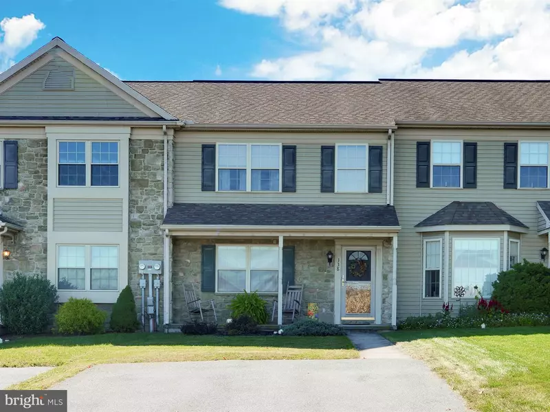 138 BRIDLE PATH, New Holland, PA 17557