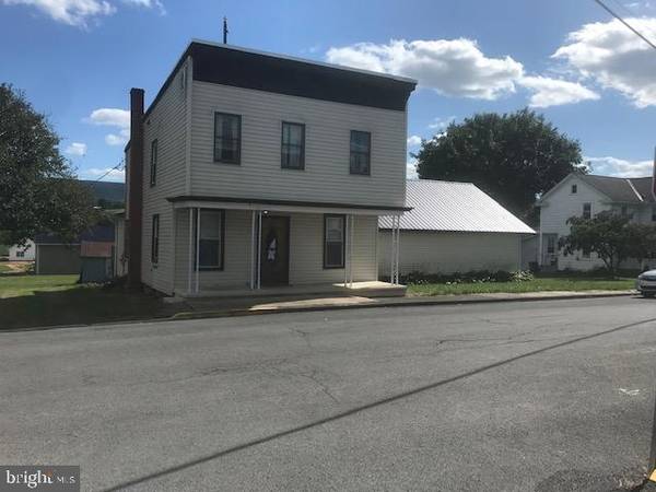 701 MAIN ST, Port Royal, PA 17082