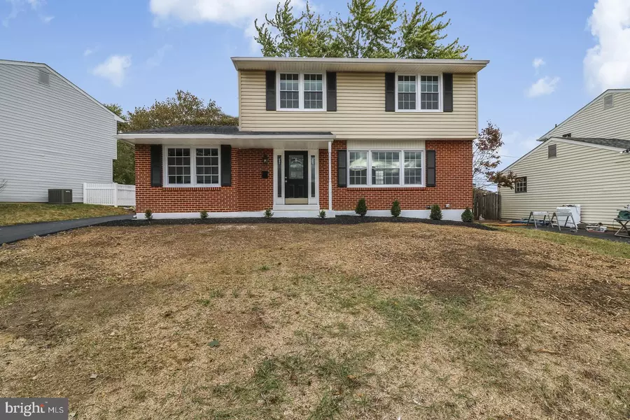 2136 LORI DR, Wilmington, DE 19808