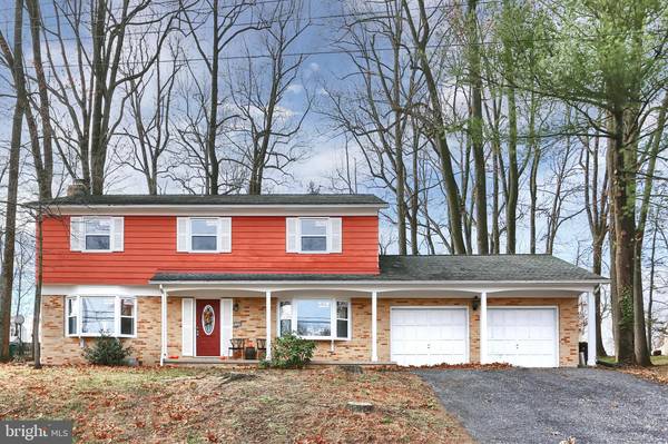 1449 JILL DR, Hummelstown, PA 17036