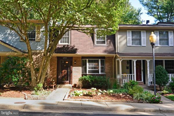 10904 BARTON HILL CT, Reston, VA 20191