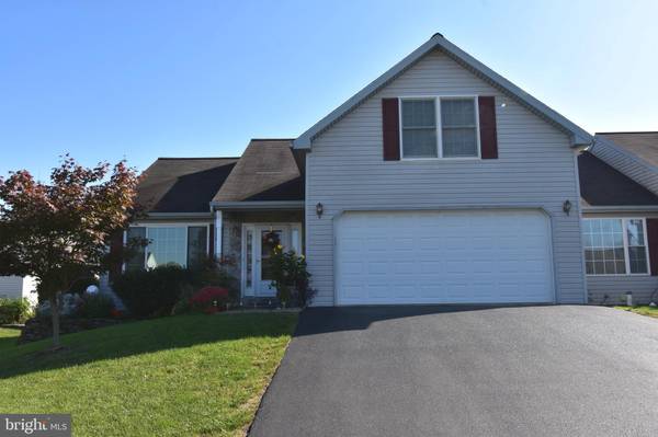 3015 WILLOW GLEN DR, Mount Joy, PA 17552