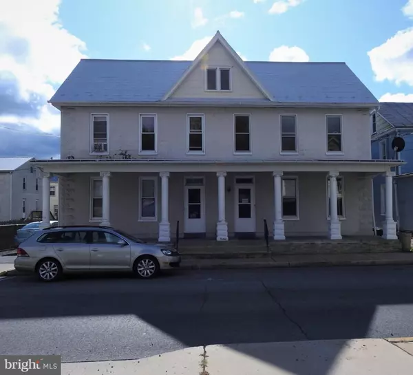 28 E BURD ST, Shippensburg, PA 17257